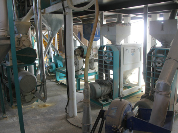 加工廠家如何使用玉米加工設備生產(chǎn)高質(zhì)量玉米食品(圖1)